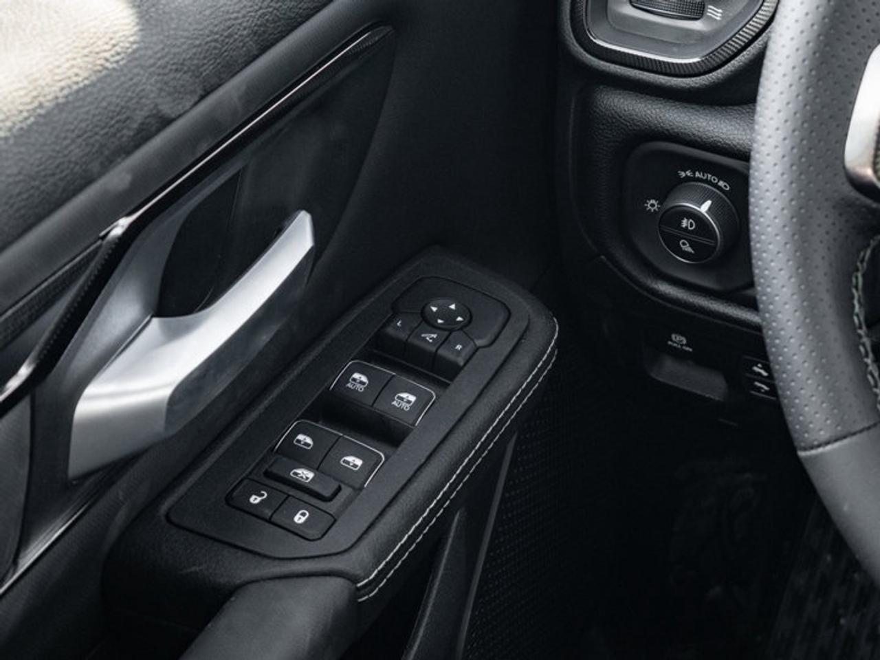 2026 RAM 1500 SPORT Photo