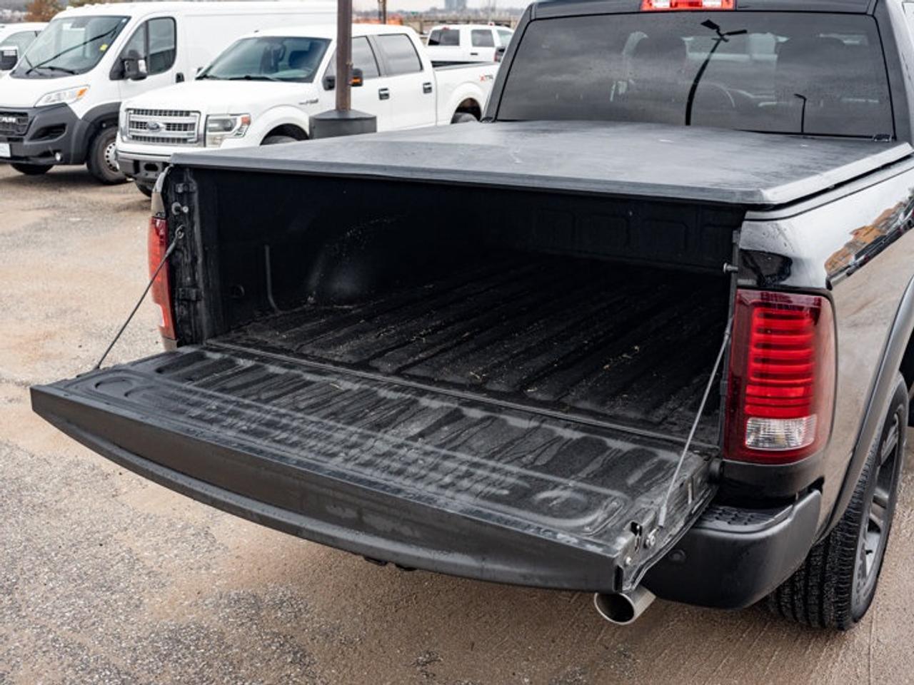 2021 RAM 1500 Classic WARLOCK Photo