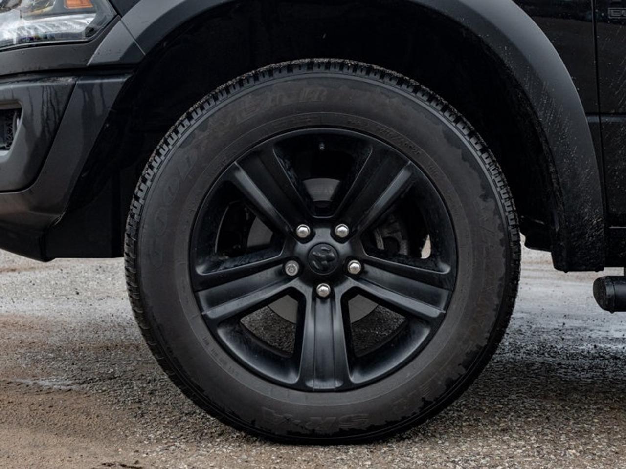 2021 RAM 1500 Classic WARLOCK Photo