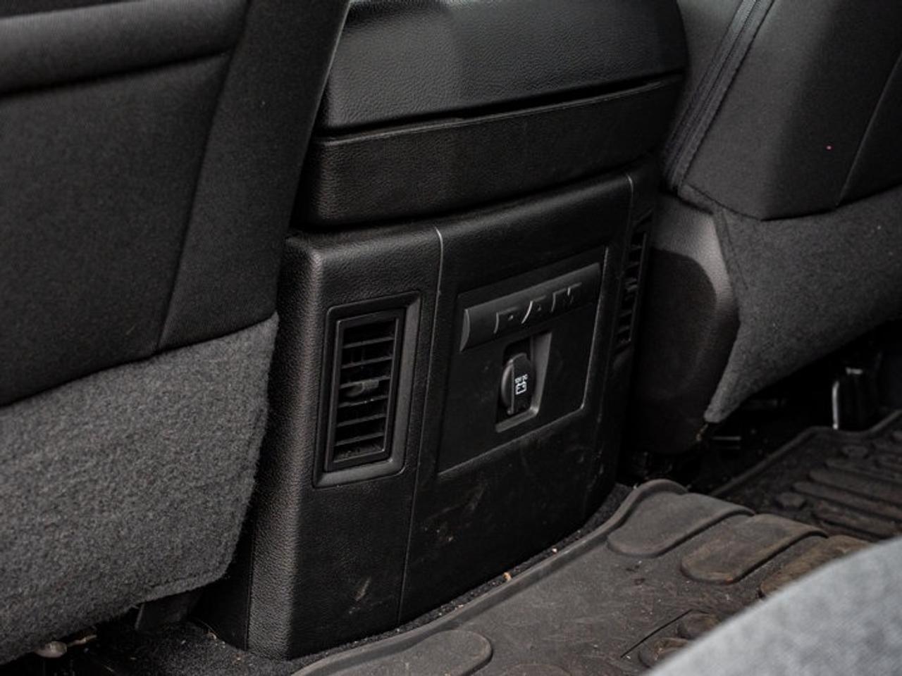 2021 RAM 1500 Classic WARLOCK Photo