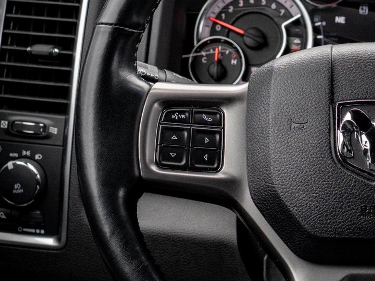 2021 RAM 1500 Classic WARLOCK Photo