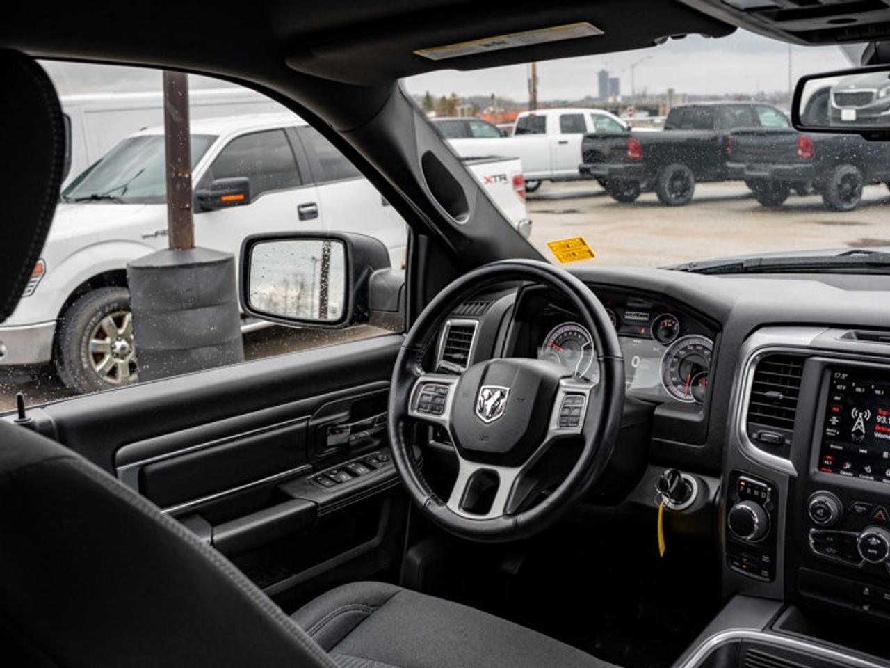 2021 RAM 1500 Classic WARLOCK Photo