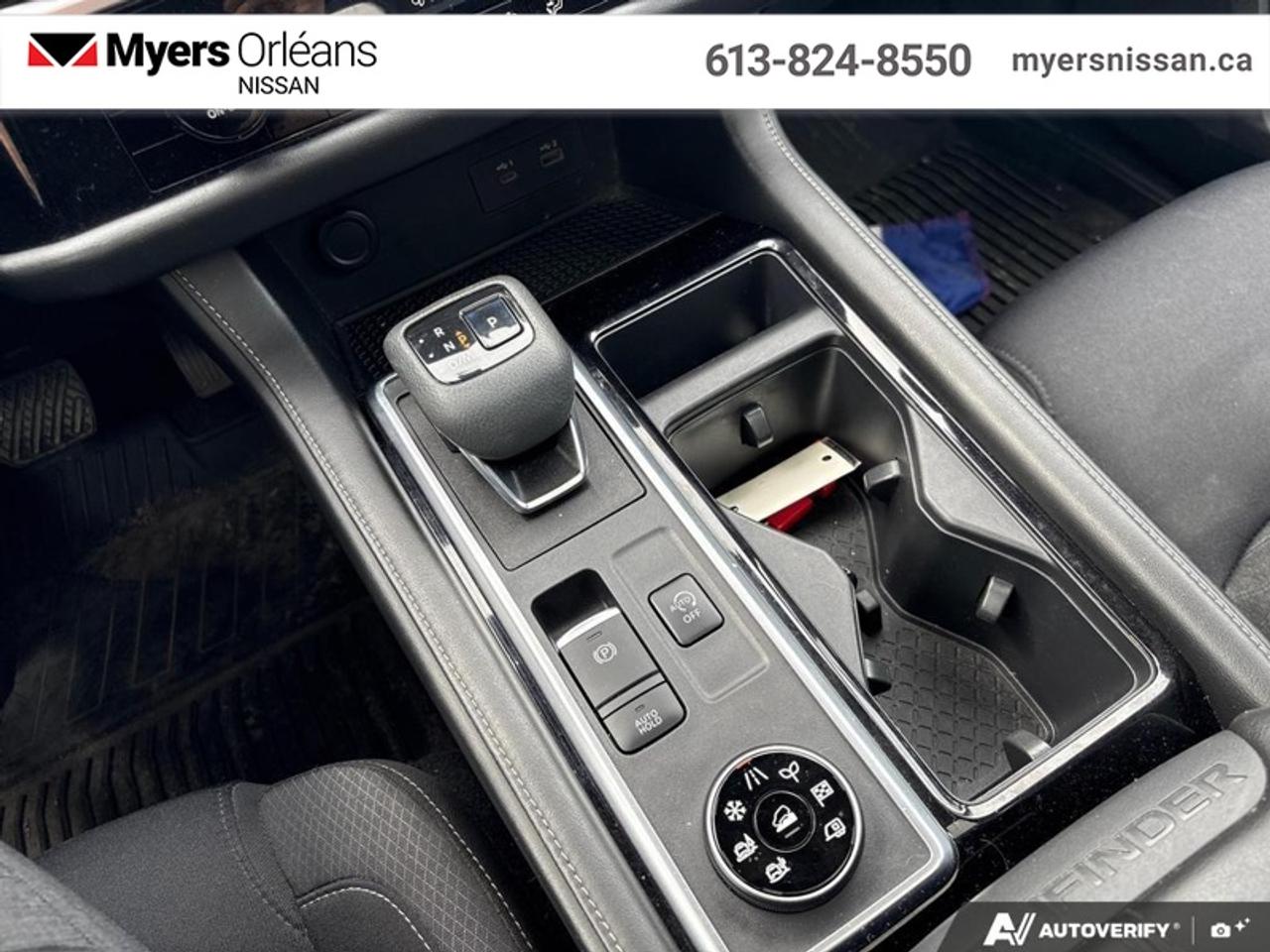 2022 Nissan Pathfinder SV  - Sunroof -  Navigation Photo