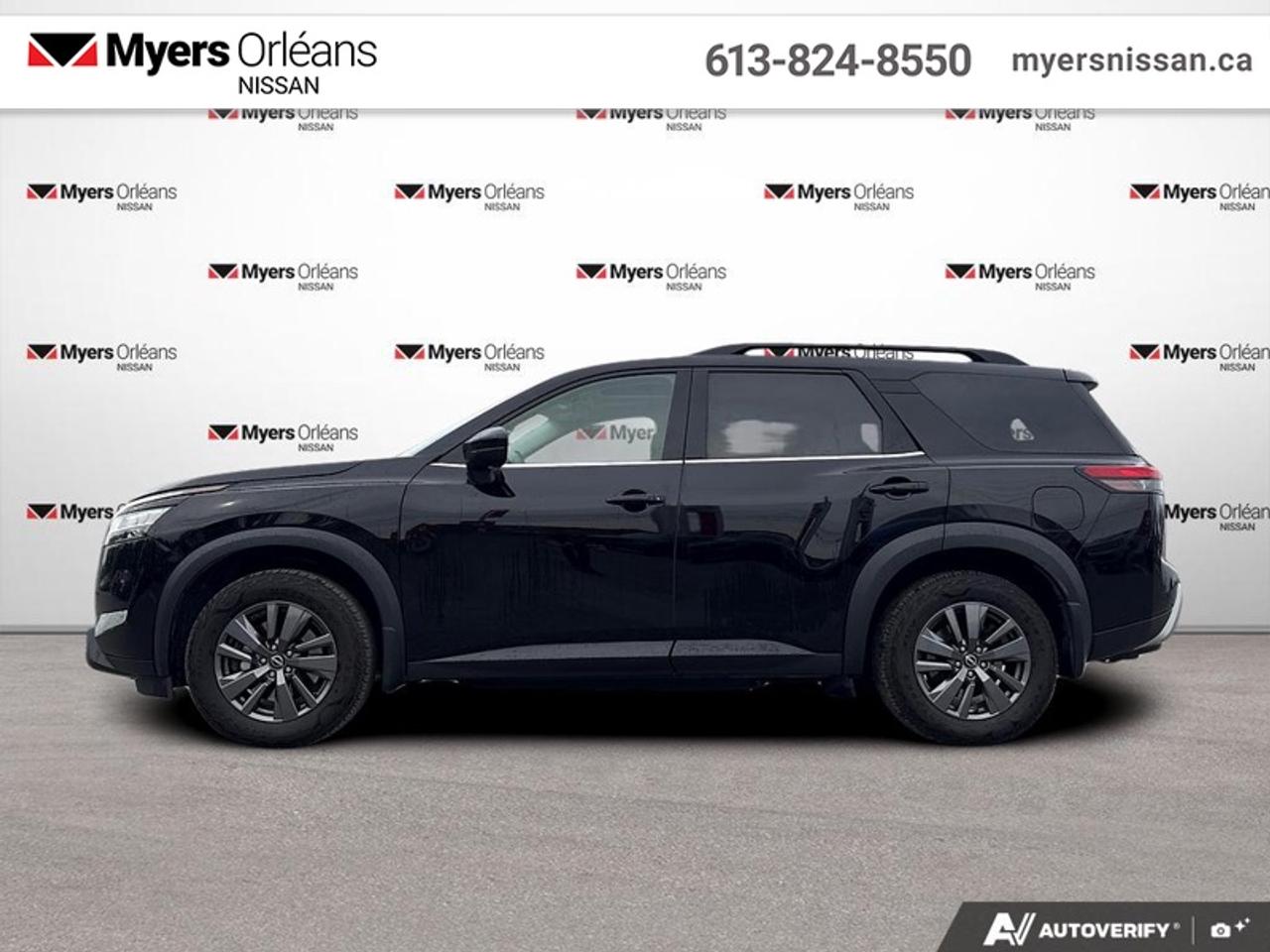 2022 Nissan Pathfinder SV  - Sunroof -  Navigation Photo