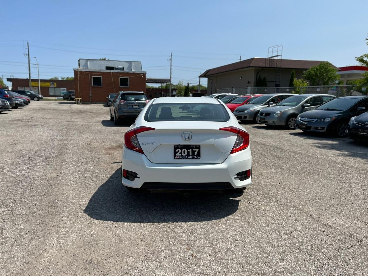 2017 Honda Civic LX     NO ACCIDENT LOW KM H-SEATS BACKUP CAM B-TOO Photo