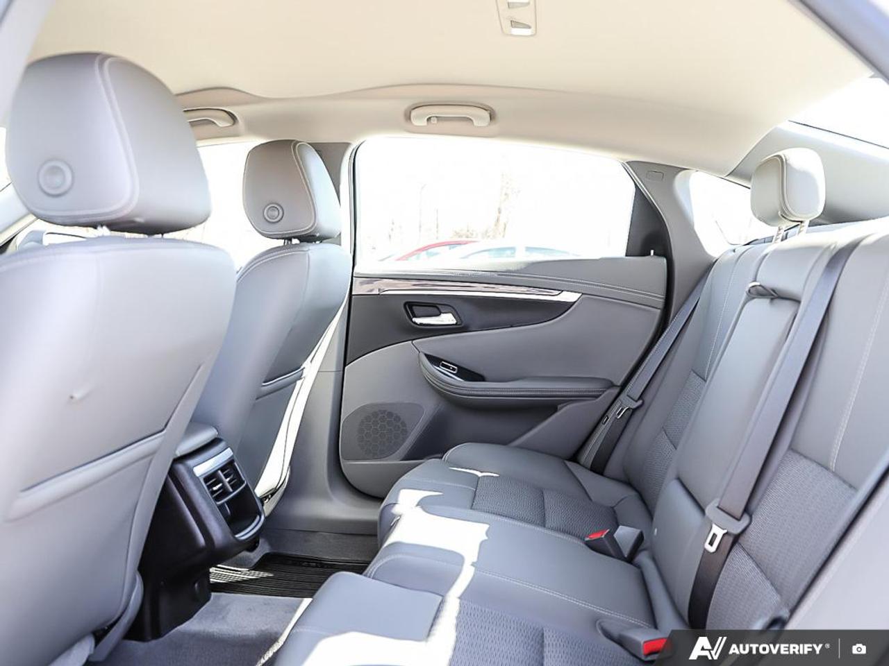 2016 Chevrolet Impala LT, LOW KM'S, REMOTE START, R/V CAM, B.TOOTH Photo