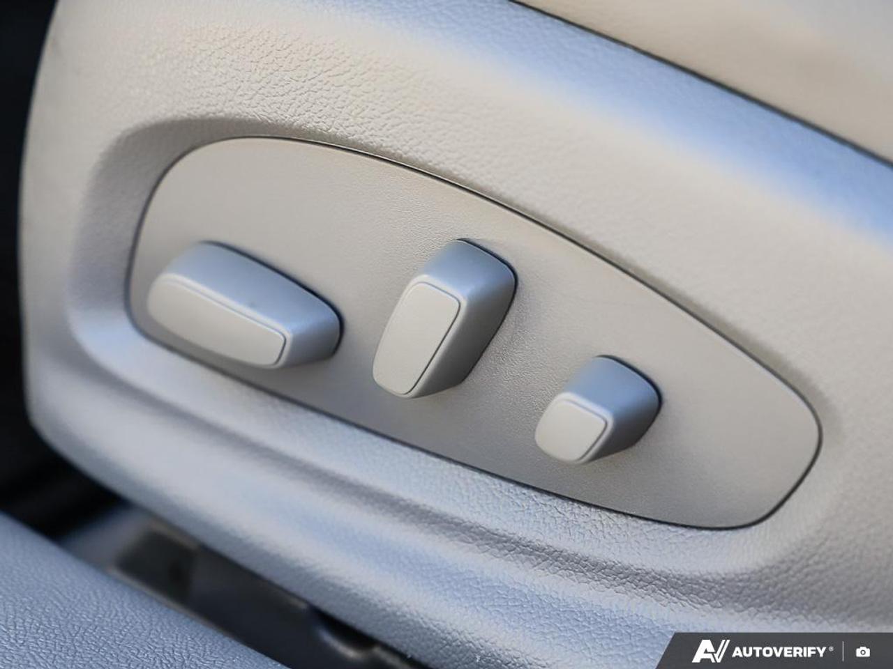 2016 Chevrolet Impala LT, LOW KM'S, REMOTE START, R/V CAM, B.TOOTH Photo