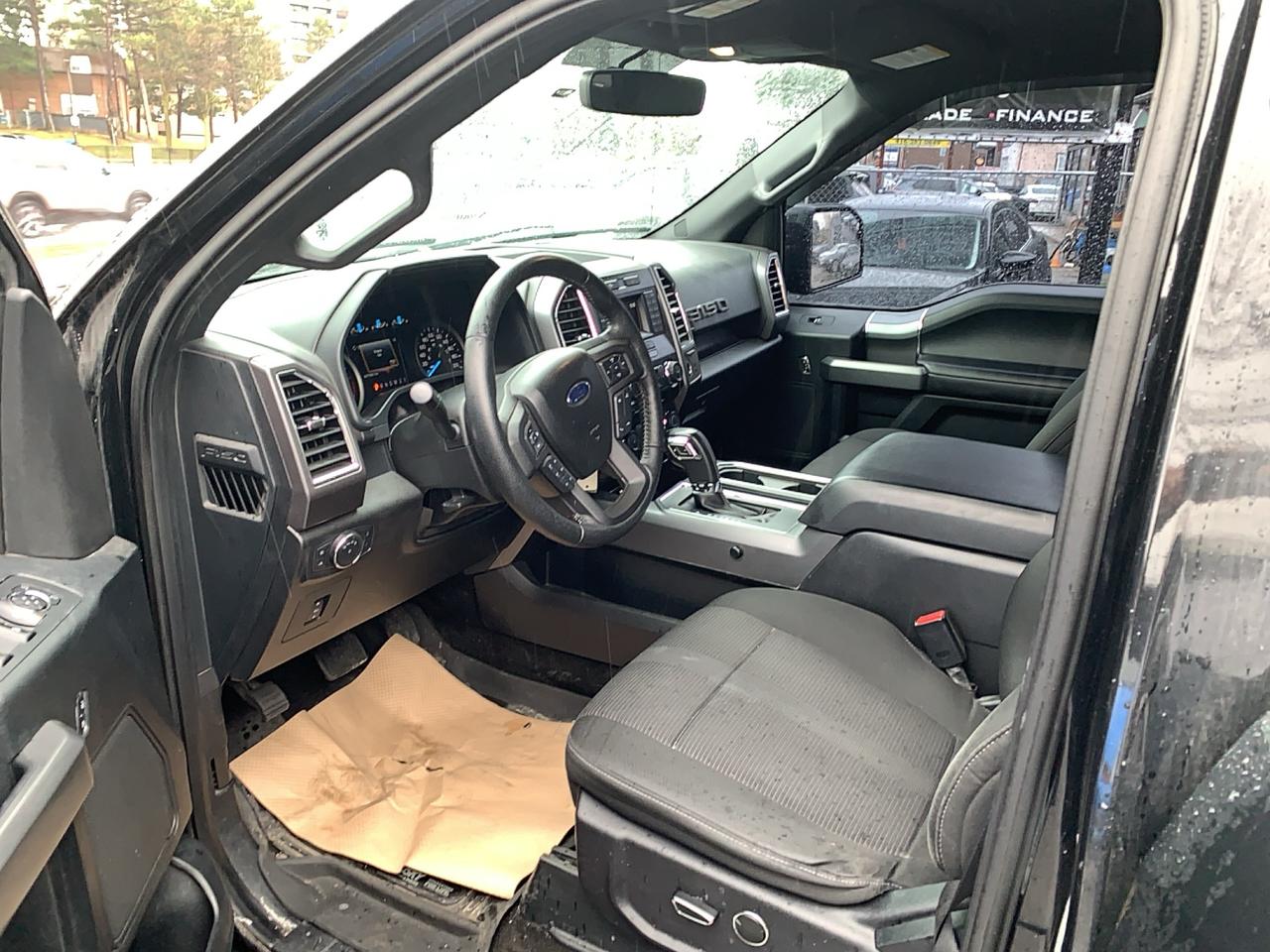 2015 Ford F-150 SUPER CLEAN/ONE OWNER/ LIFTED/DEALER MAINTAINED/V8 Photo