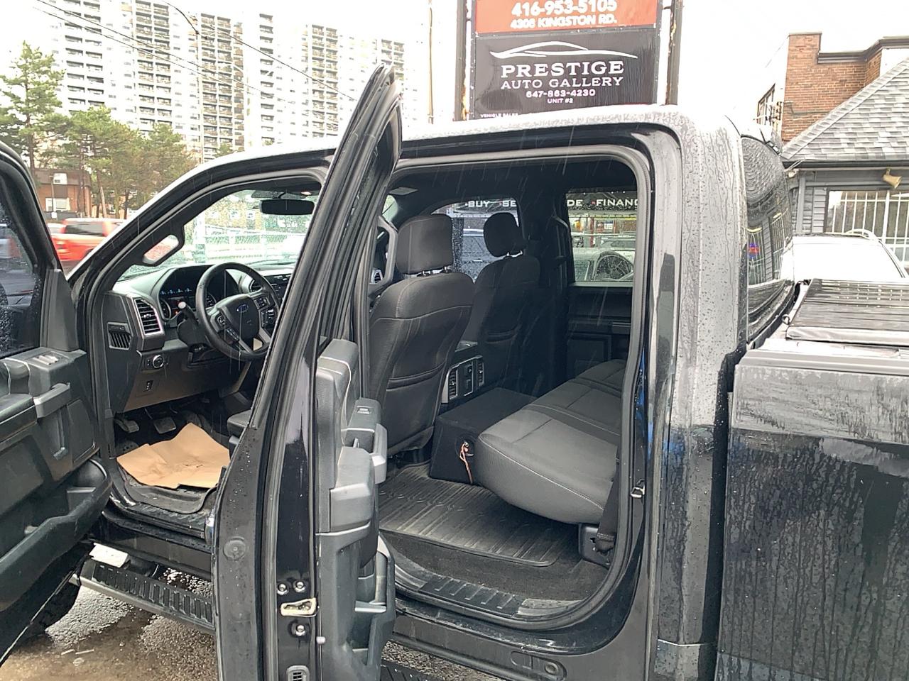 2015 Ford F-150 SUPER CLEAN/ONE OWNER/ LIFTED/DEALER MAINTAINED/V8 Photo