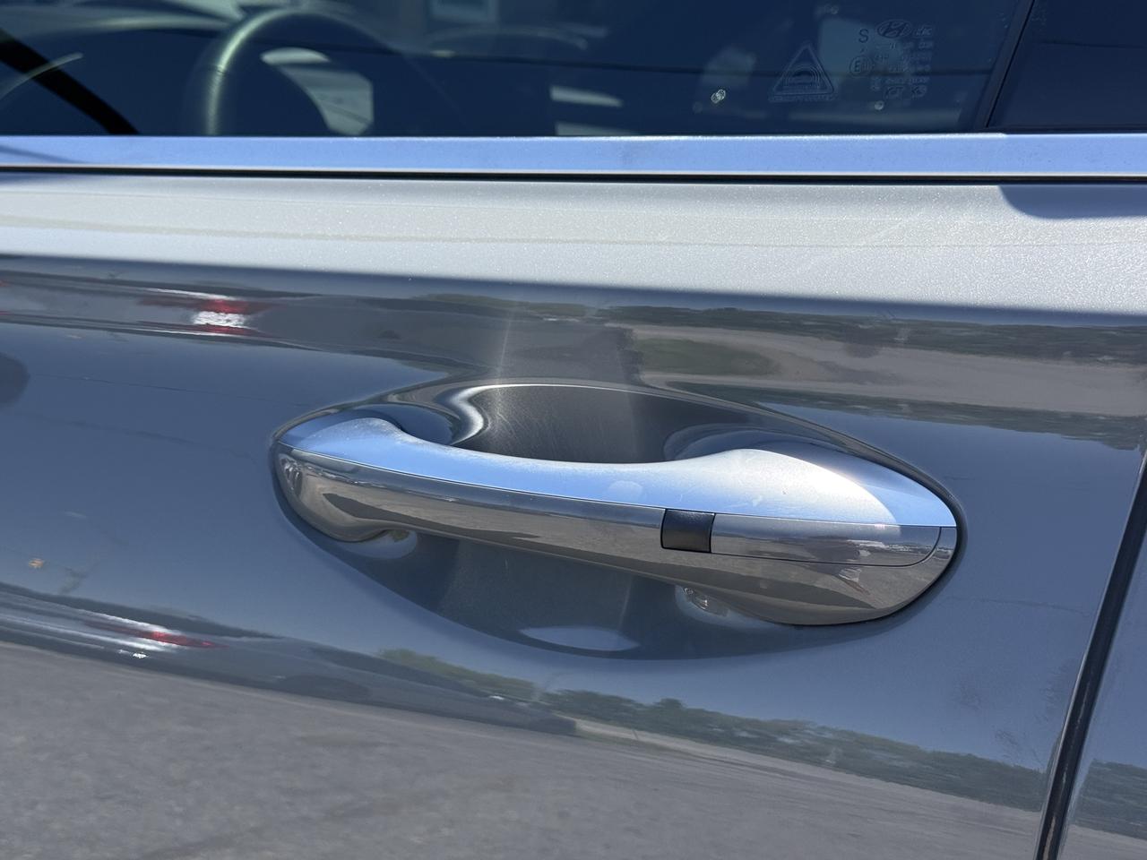 2021 Hyundai Santa Fe Ultimate Calligraphy Photo