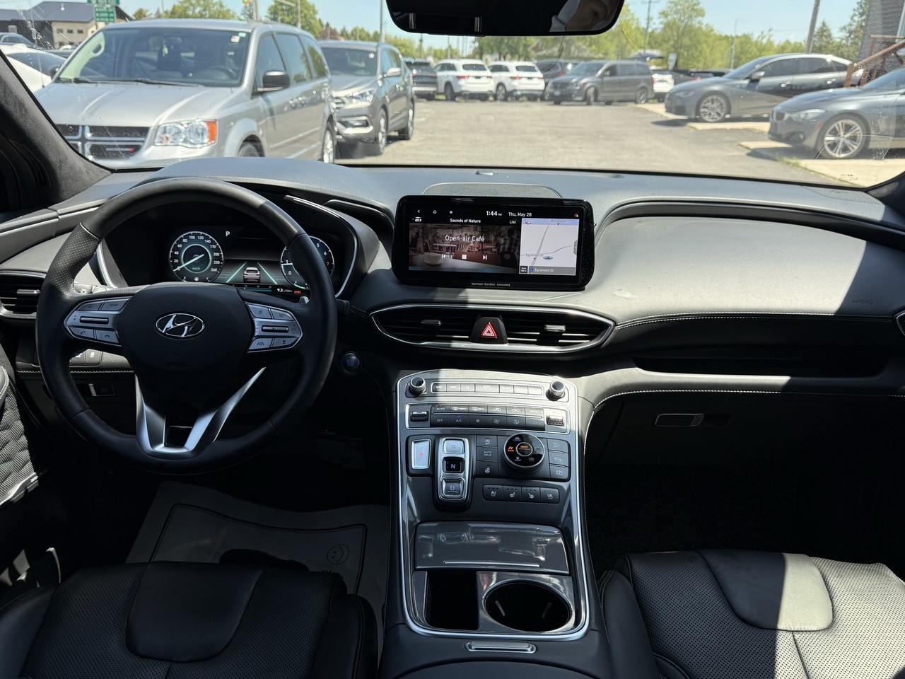 2021 Hyundai Santa Fe Ultimate Calligraphy Photo