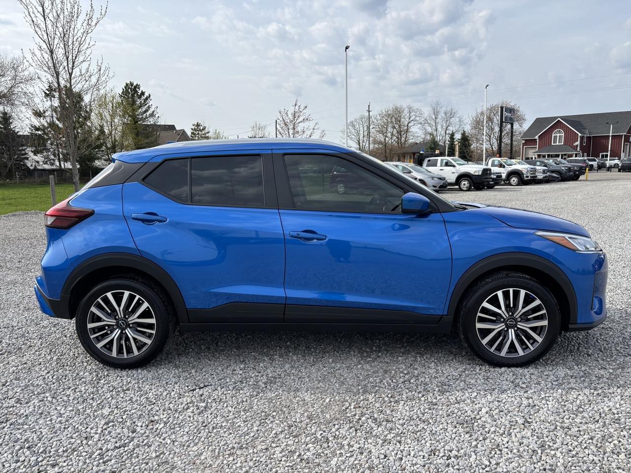 2024 Nissan Kicks SV Photo