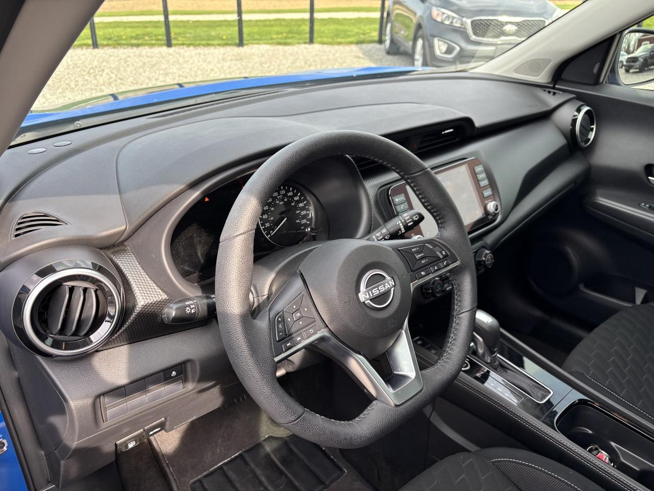 2024 Nissan Kicks SV Photo