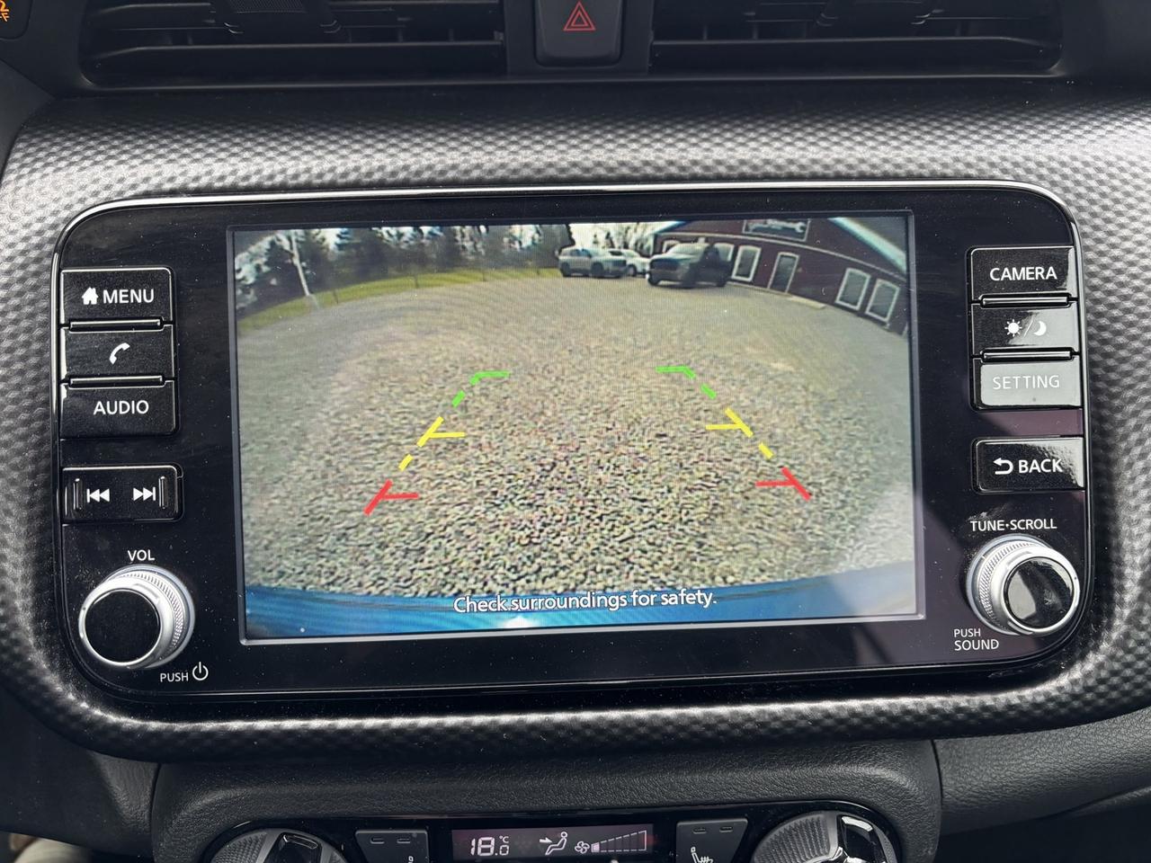2024 Nissan Kicks SV Photo