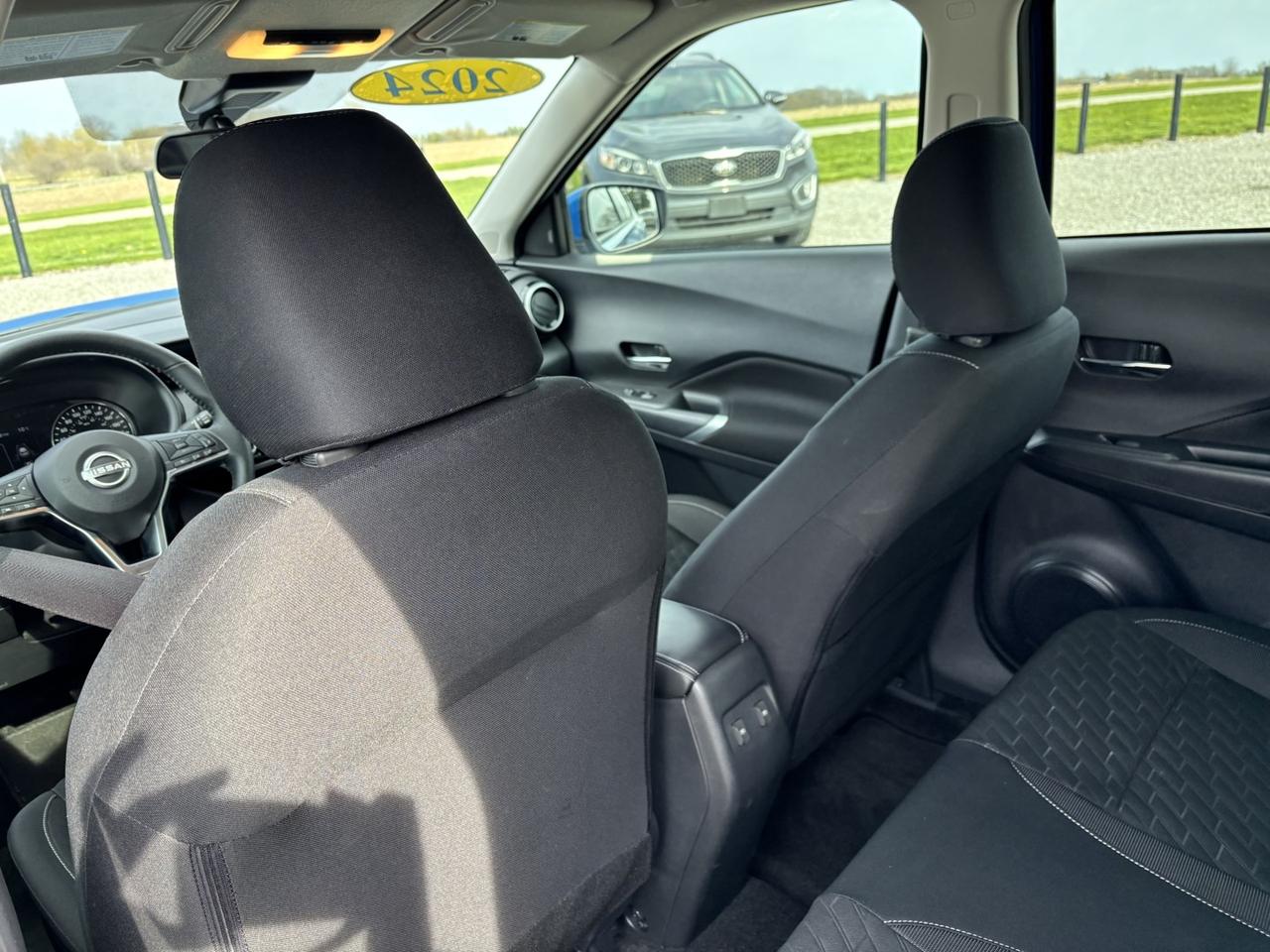 2024 Nissan Kicks SV Photo