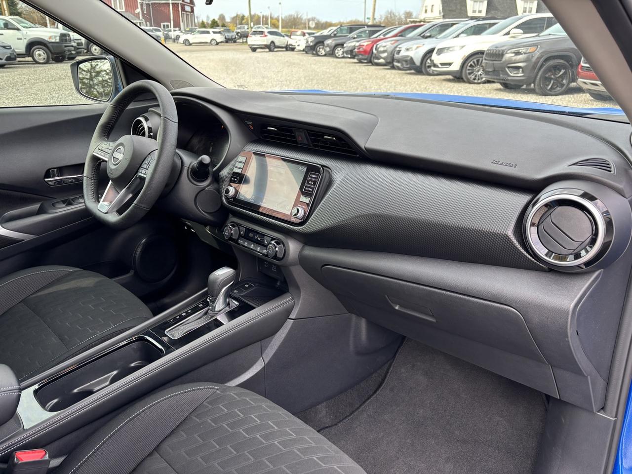 2024 Nissan Kicks SV Photo