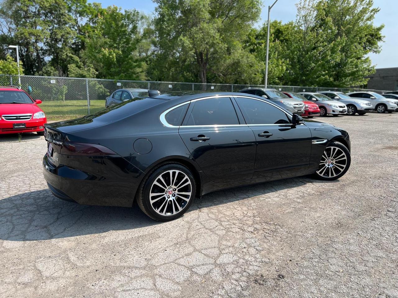 2017 Jaguar XF 20d PrestigeAUTO DIESEL AWD LOW KM NAVI SUNROOF BL Photo