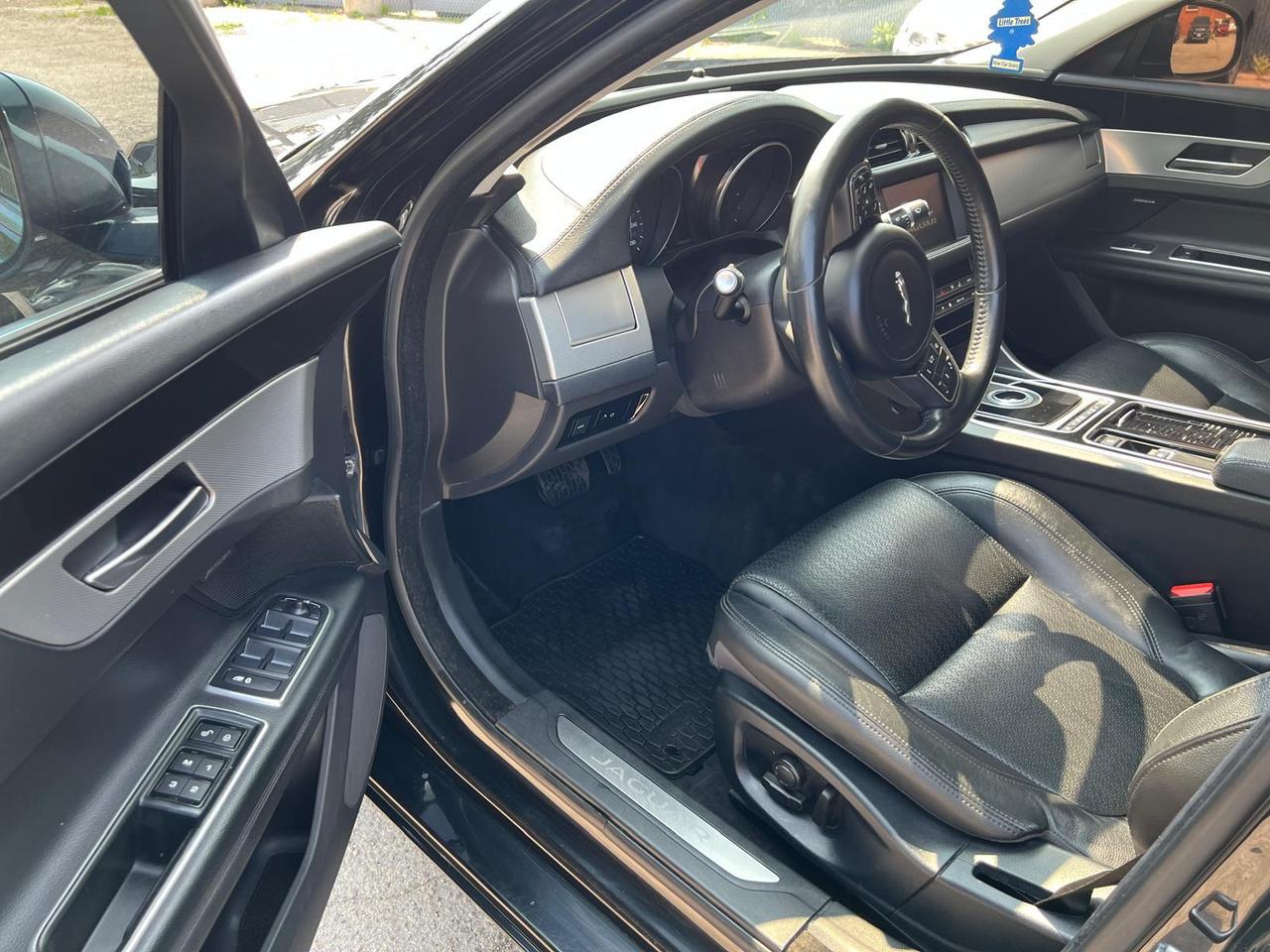 2017 Jaguar XF 20d PrestigeAUTO DIESEL AWD LOW KM NAVI SUNROOF BL Photo