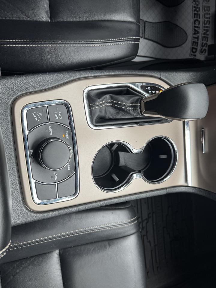 2016 Jeep Grand Cherokee Limited Photo