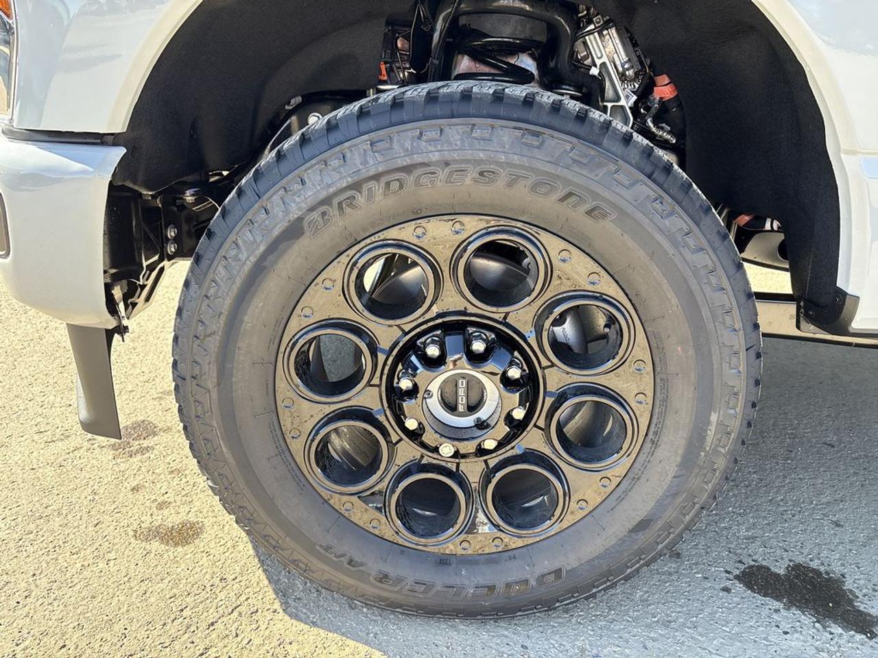 2026 Ford F-350 Super Duty SRW LARIAT 6.8' Box 618A Photo2