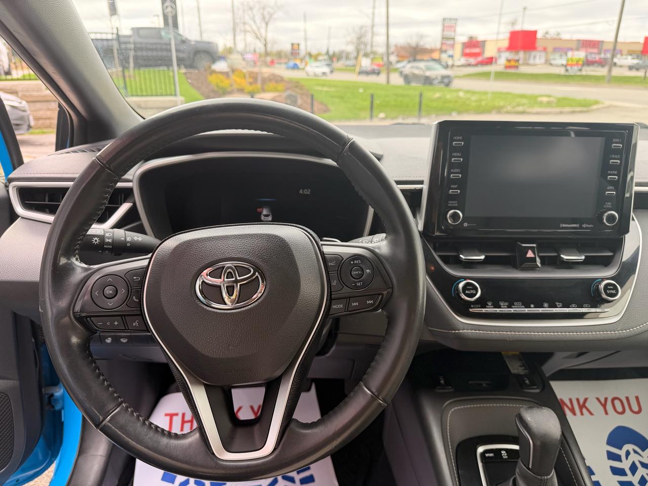 2021 Toyota Corolla SE Hatchback Photo