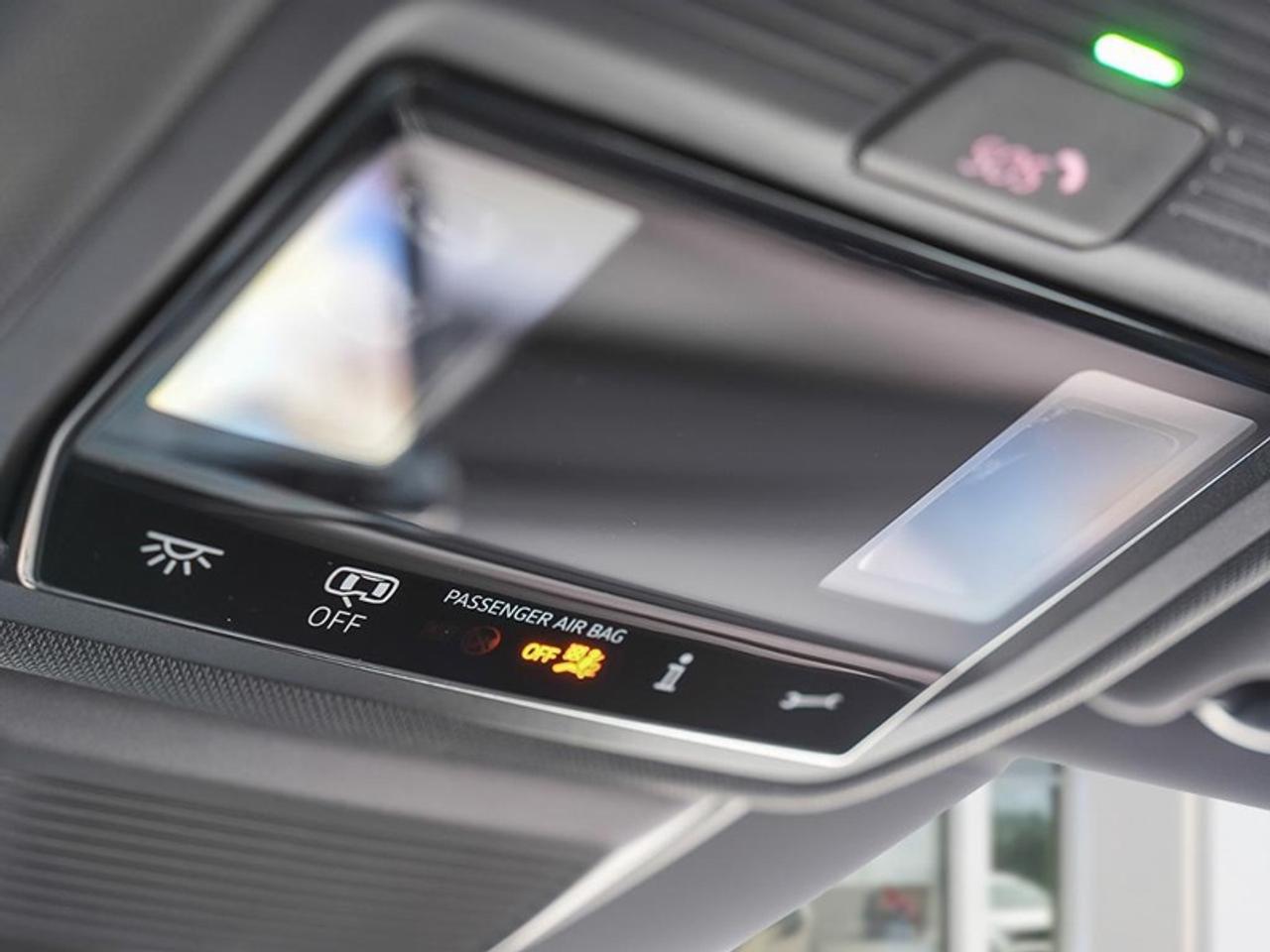 2026 Volkswagen Golf R DSG  -  HUD -  Navigation Photo