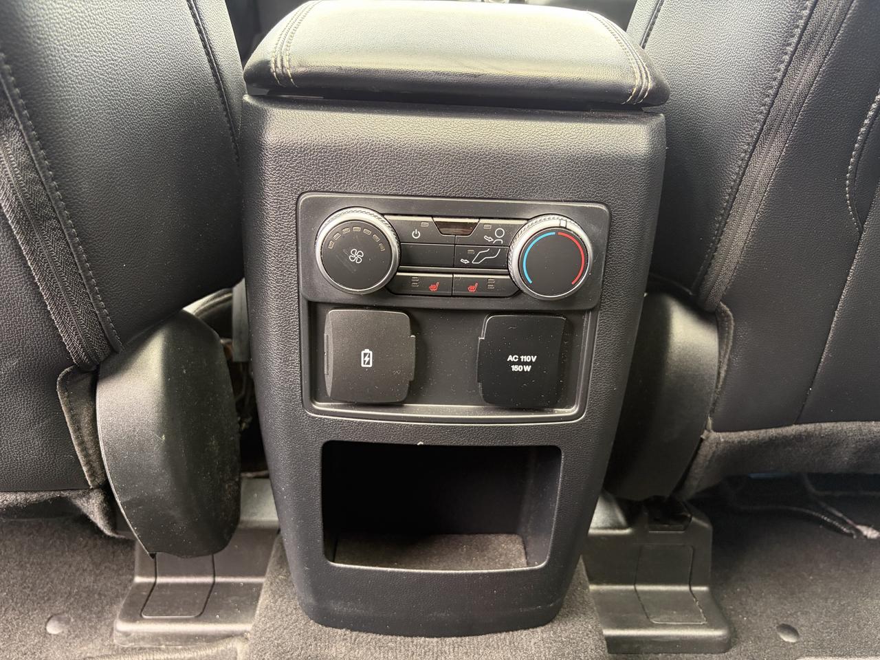 2021 Ford Explorer LIMITED Photo