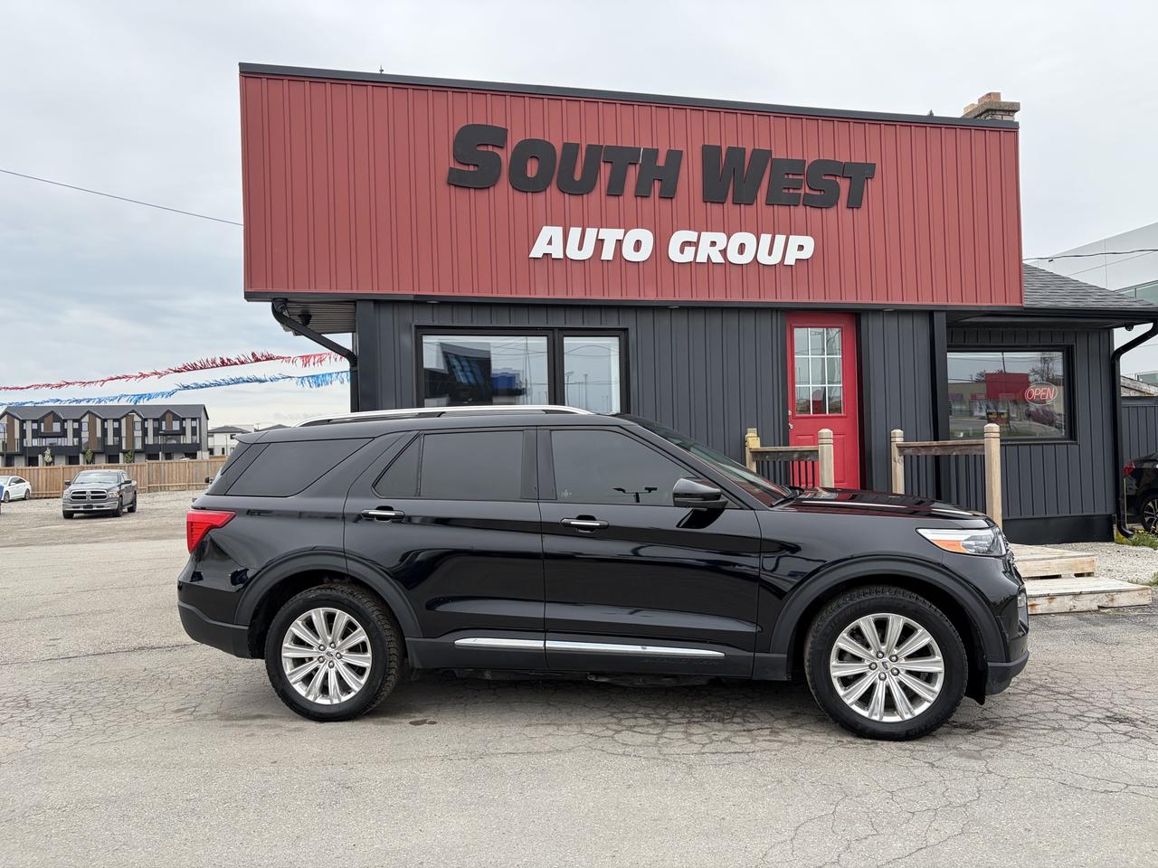 2021 Ford Explorer LIMITED Photo