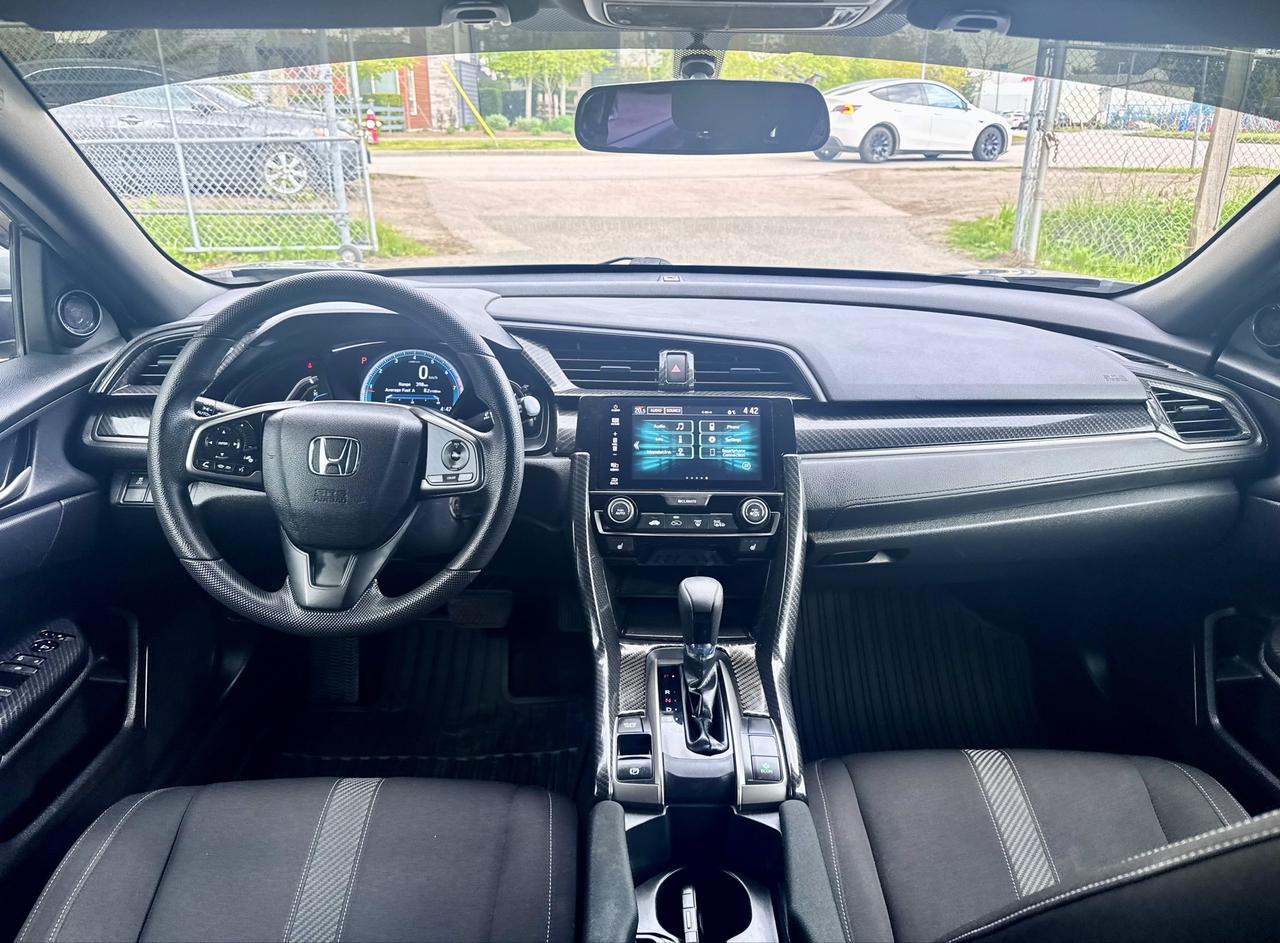 2017 Honda Civic FINANCING AVAILABLE Photo10