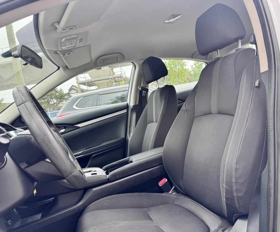 2017 Honda Civic FINANCING AVAILABLE Photo9
