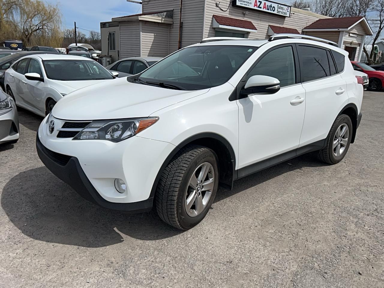 2015 Toyota RAV4 XLE Photo
