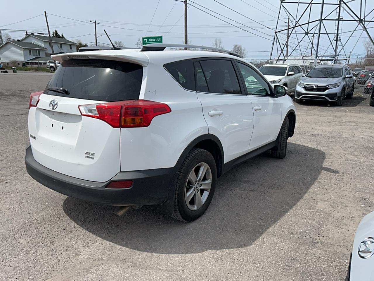 2015 Toyota RAV4 XLE Photo