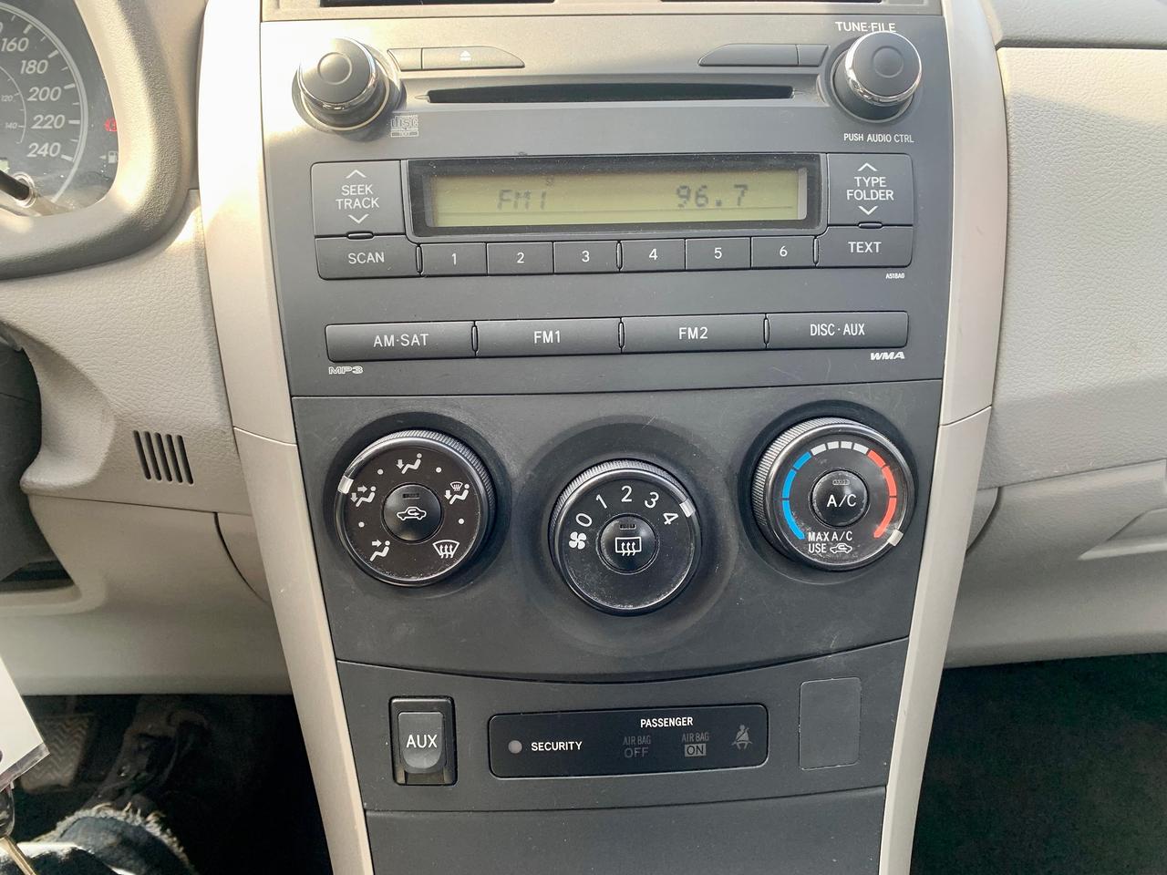 2010 Toyota Corolla CE Photo
