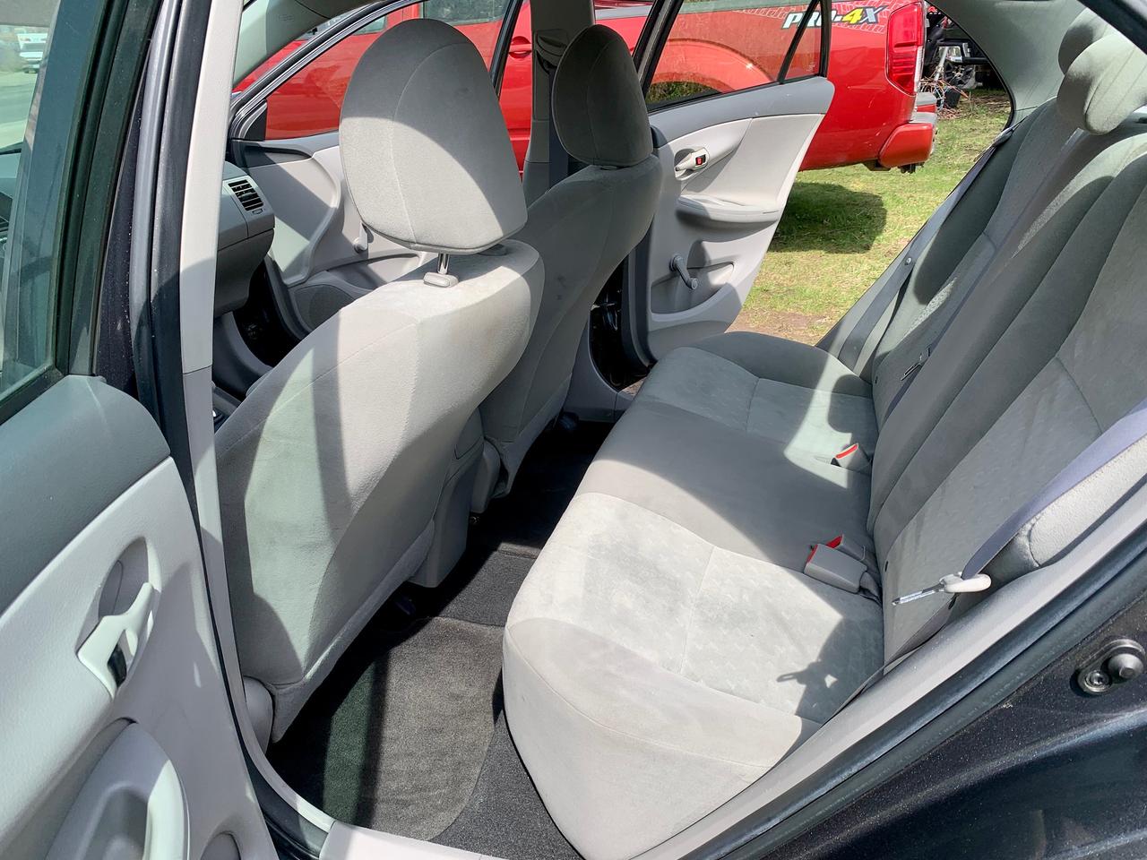 2010 Toyota Corolla CE Photo