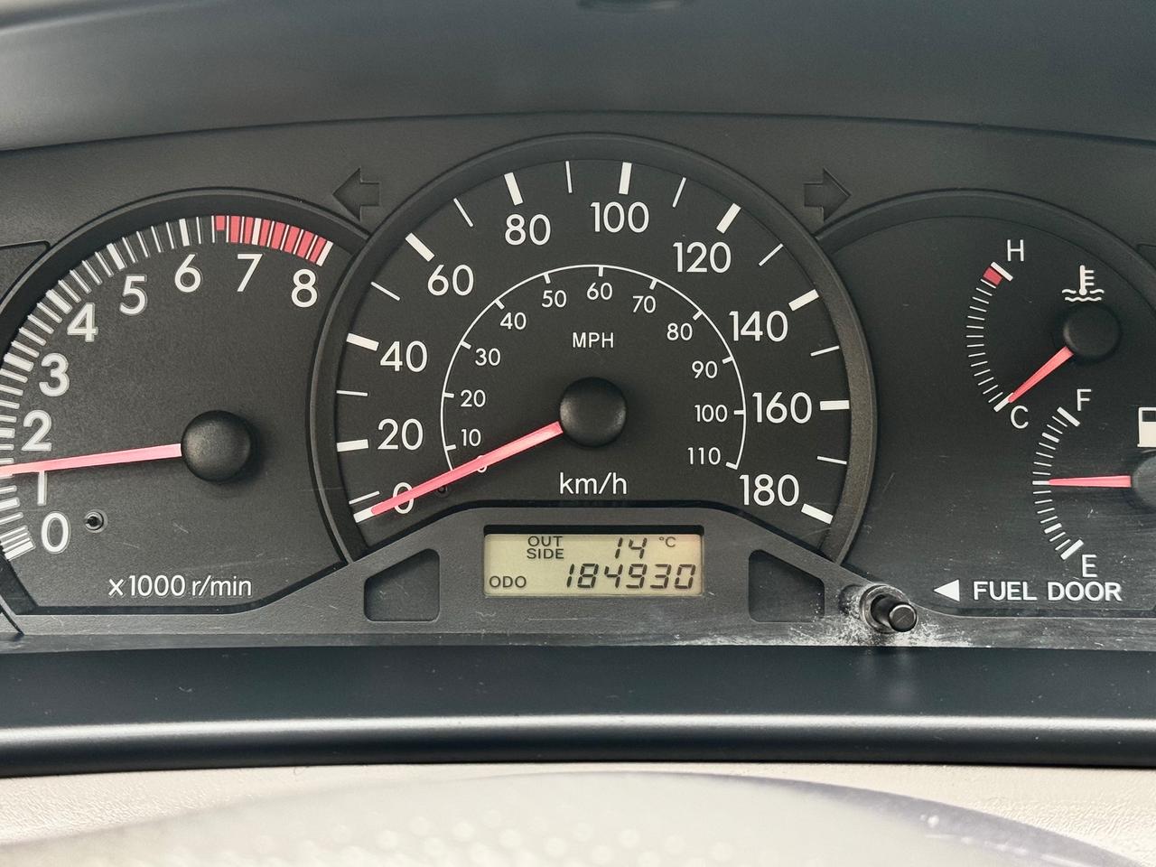 2004 Toyota Corolla FINANCING AVAILABLE Photo11