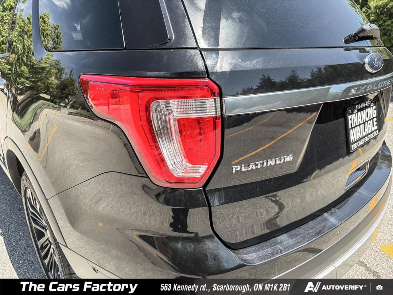 2017 Ford Explorer PLATINUM 4WD 3.5L EcoBoost V6 Exceptionally Clean! Photo