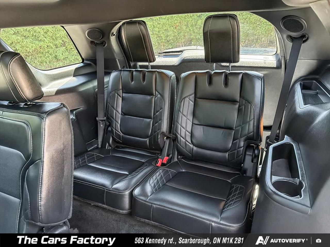 2017 Ford Explorer PLATINUM 4WD 3.5L EcoBoost V6 Exceptionally Clean! Photo