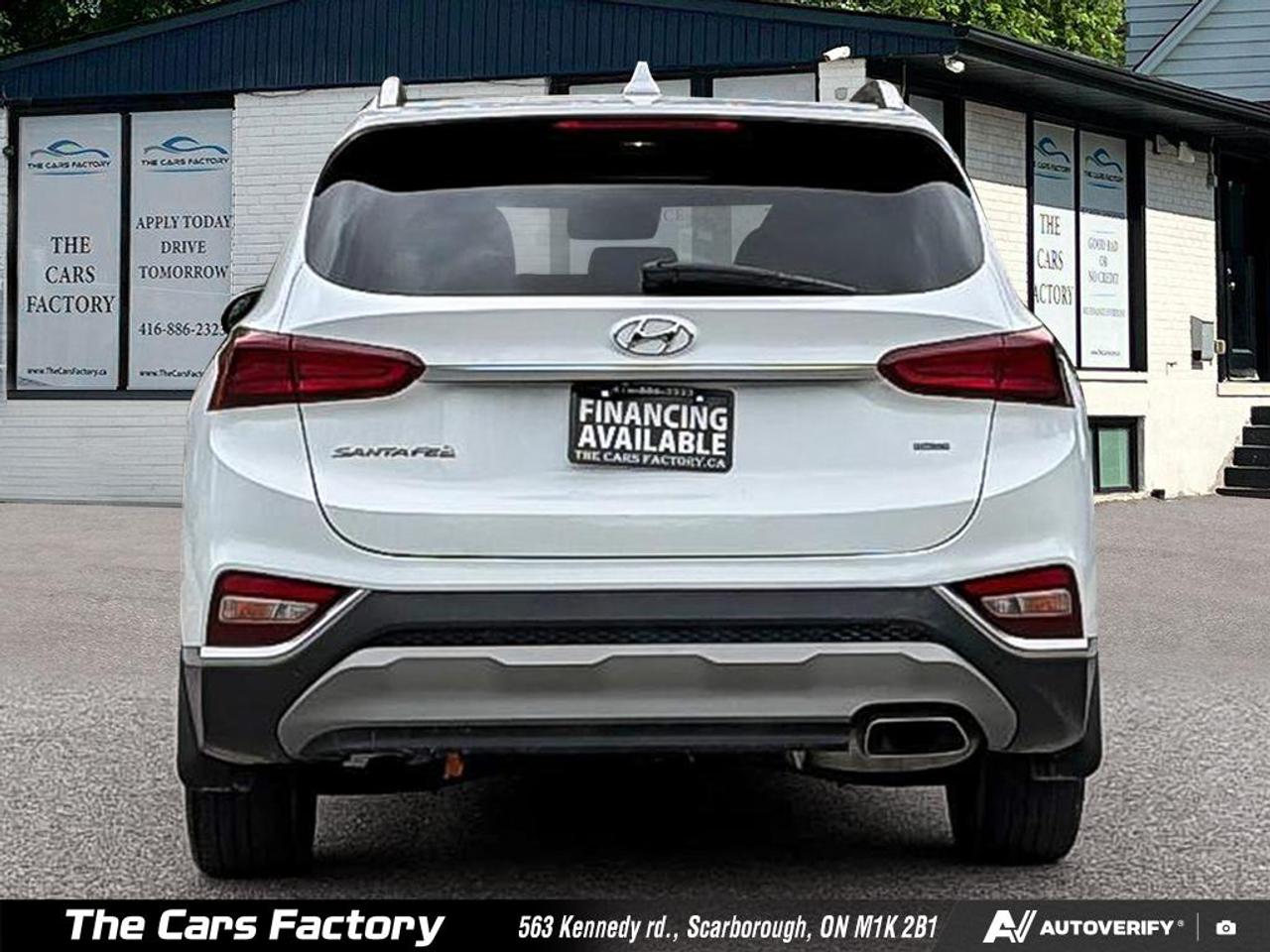 2020 Hyundai Santa Fe 2.4L Preferred AWD w/Sun/Leather Package Photo