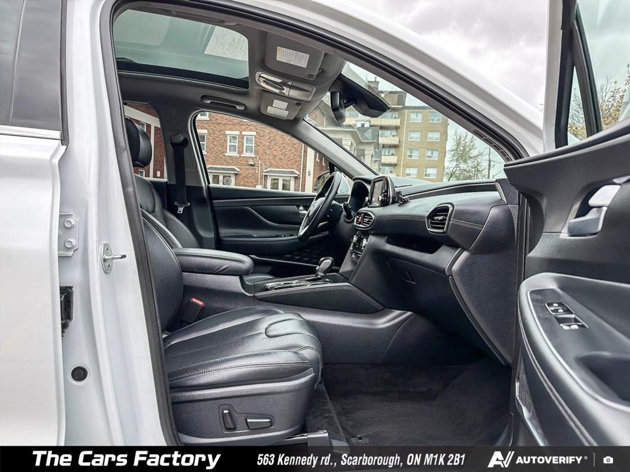 2020 Hyundai Santa Fe 2.4L Preferred AWD w/Sun/Leather Package Photo