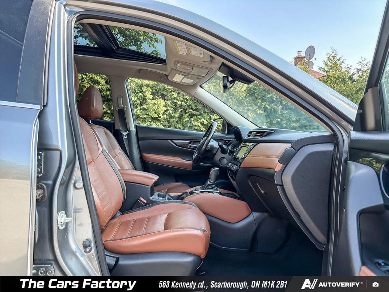 2018 Nissan Rogue SL AWD Leather /360 Camera /Apple CarPlay Loaded! Photo