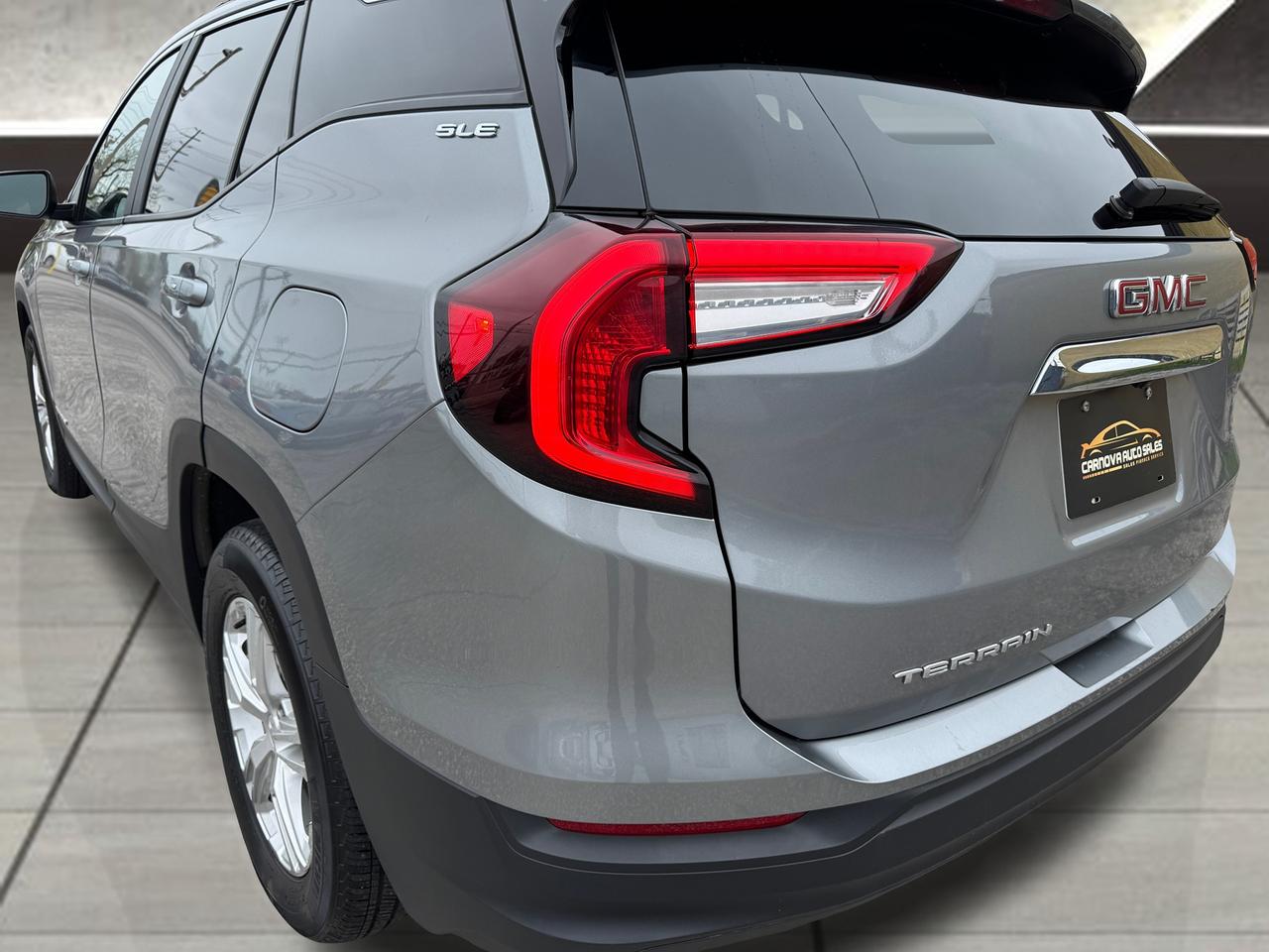 2023 GMC Terrain SLE+Remote Start+One Owner+CLEAN CARFAX Photo