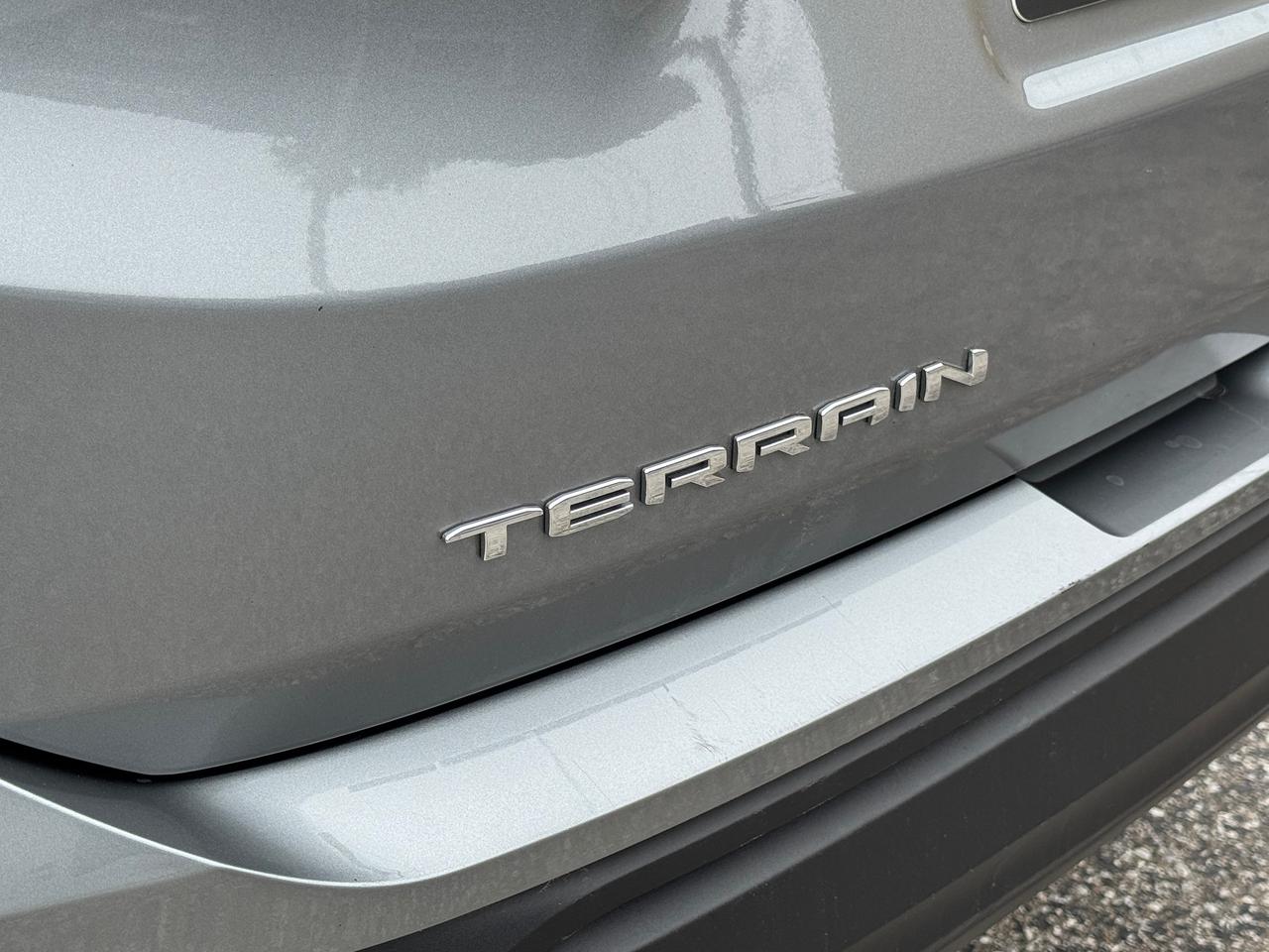 2023 GMC Terrain SLE+Remote Start+One Owner+CLEAN CARFAX Photo