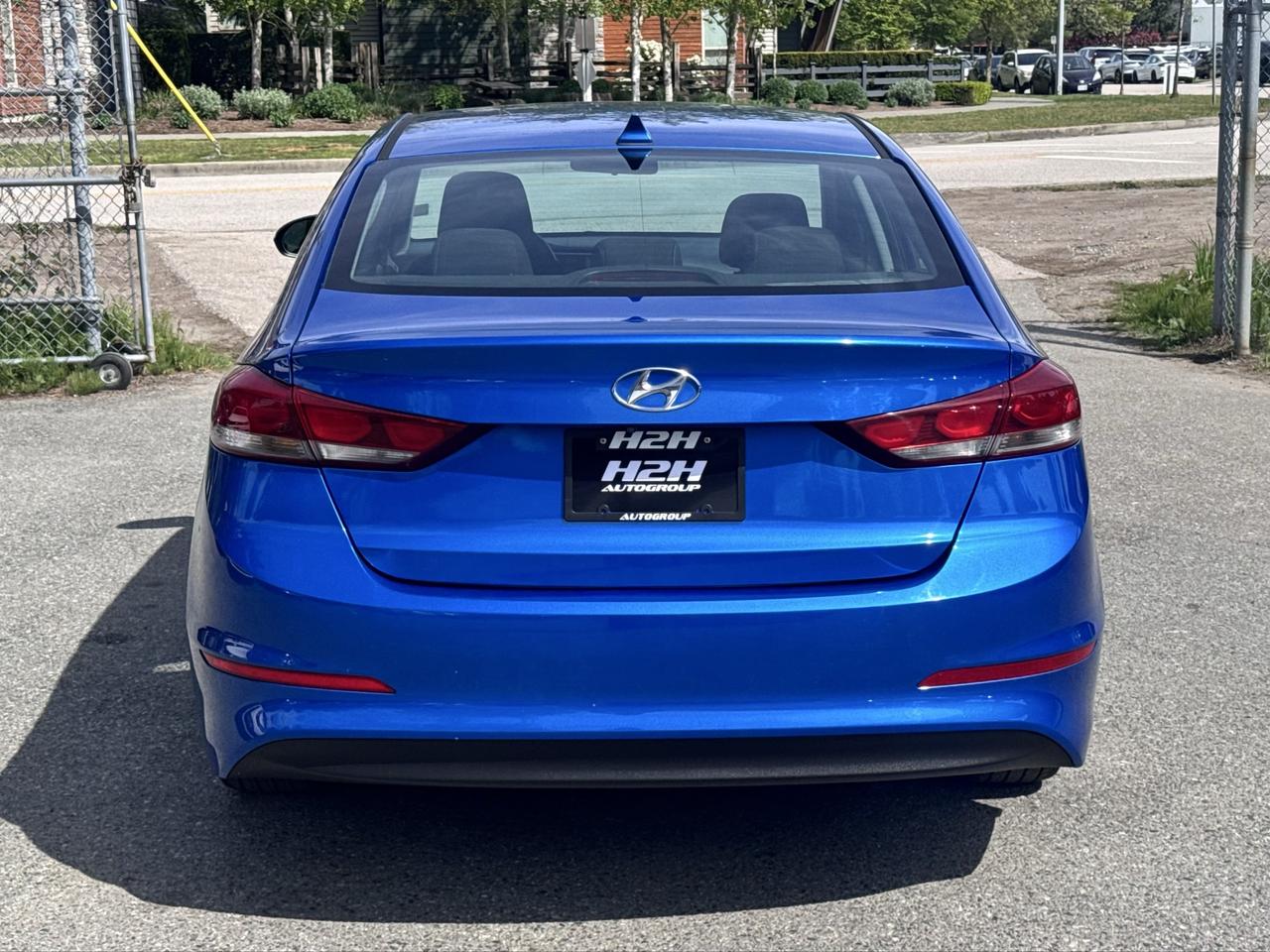2017 Hyundai Elantra FINANCING AVAILABLE Photo6