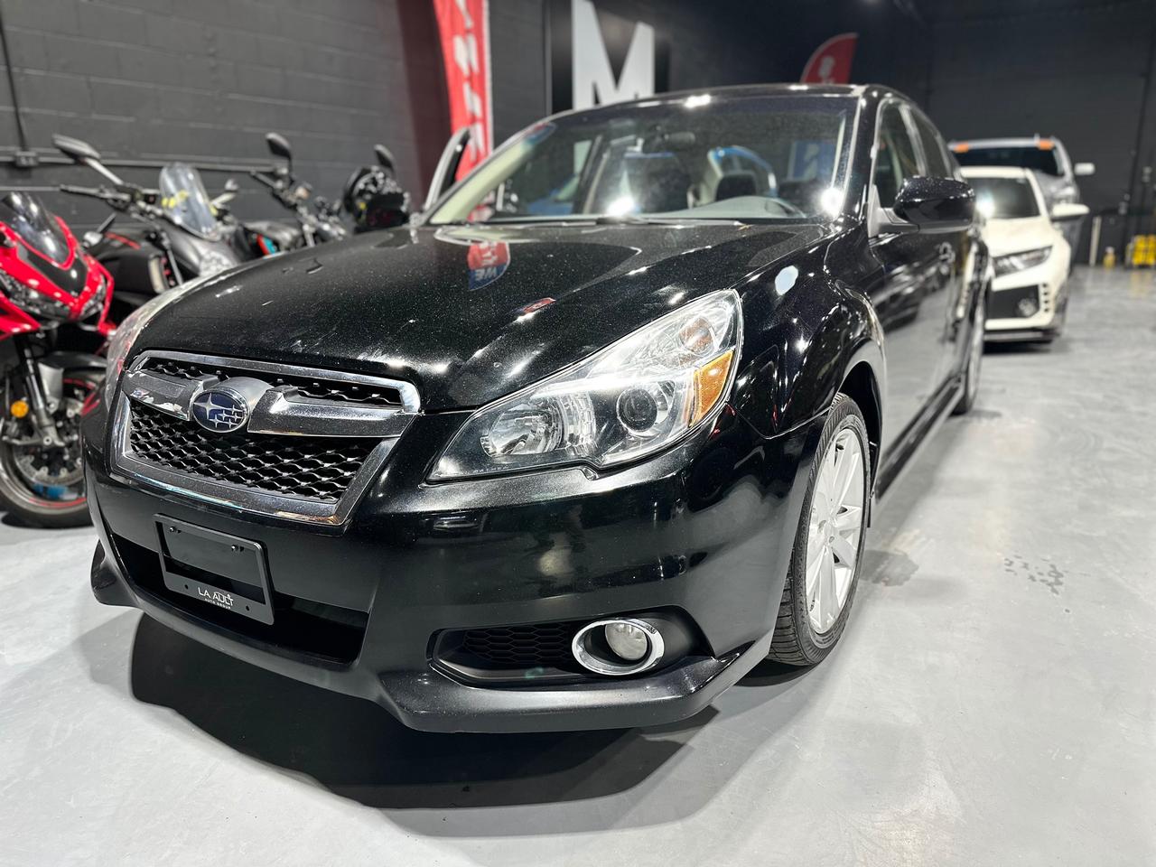 2014 Subaru Legacy 2.5i Premium Photo