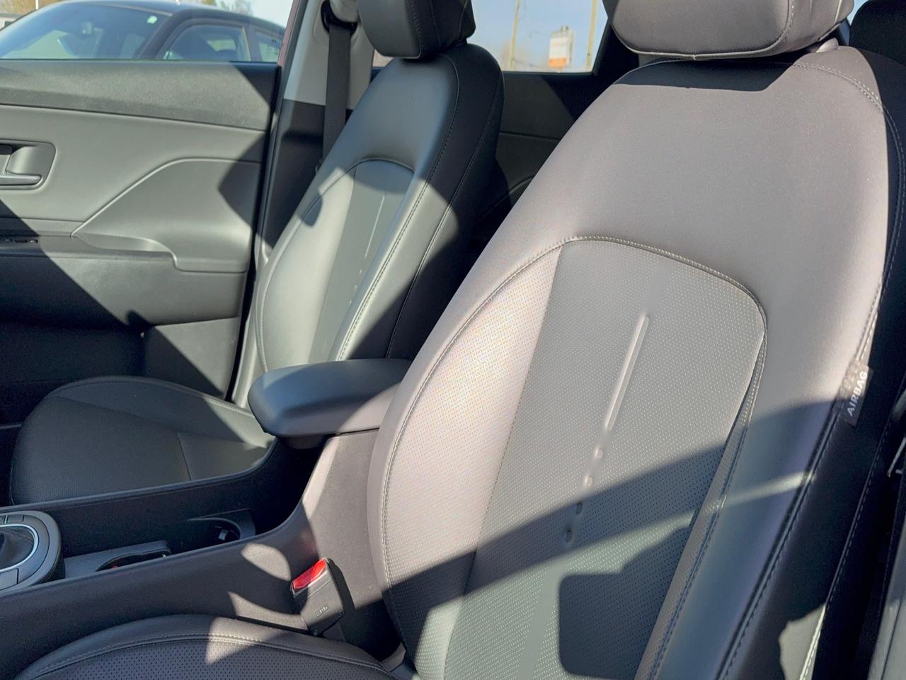 2024 Hyundai KONA 2.0L Preferred w/Trend Package Sunroof! Leather! AutoStart! Photo