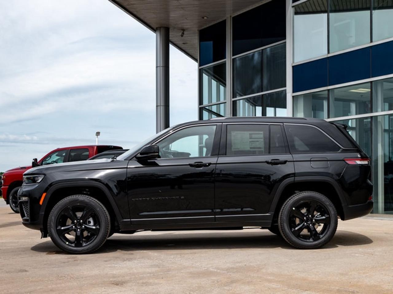 2026 Jeep Grand Cherokee Limited Photo