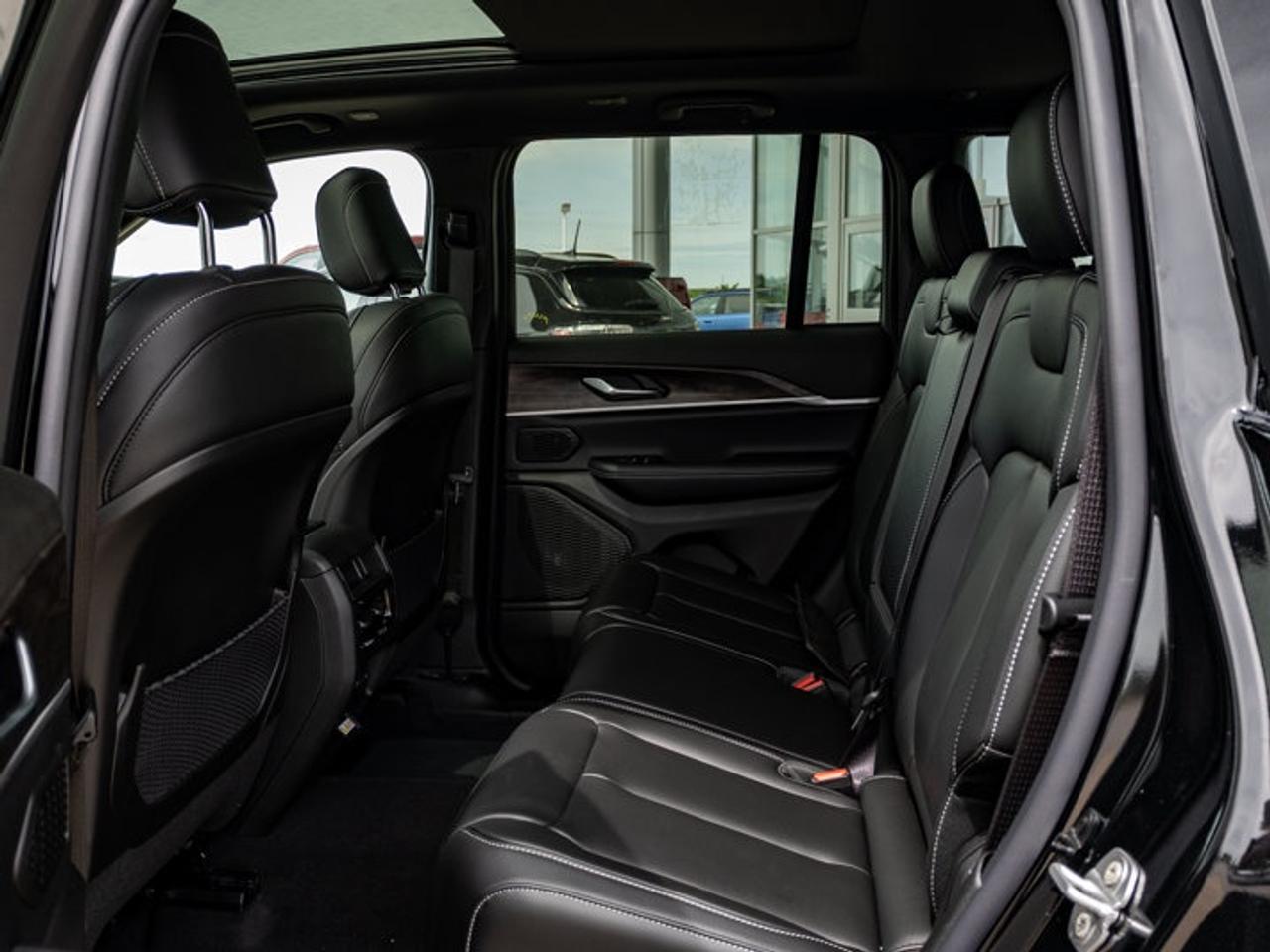 2026 Jeep Grand Cherokee Limited Photo
