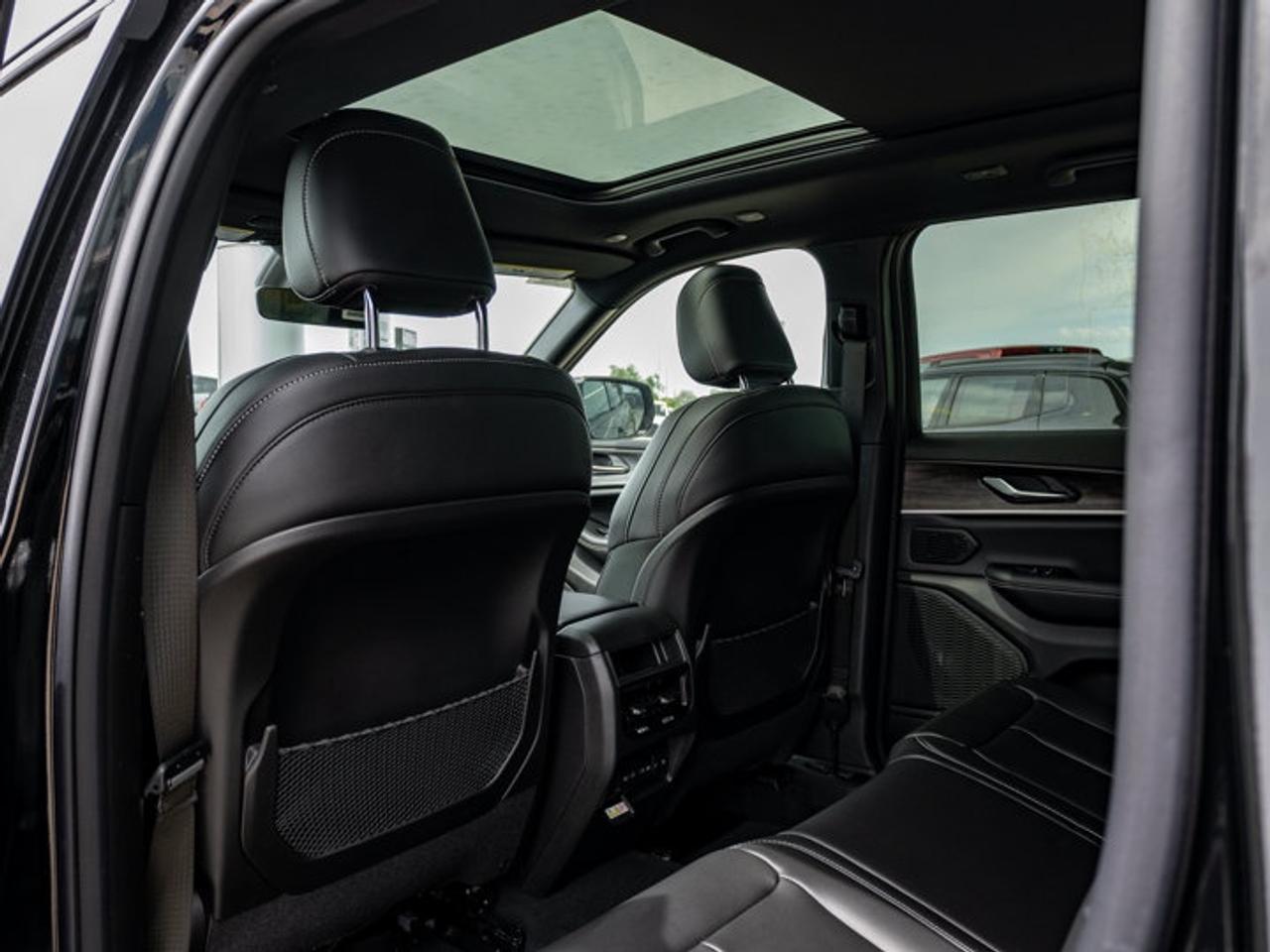 2026 Jeep Grand Cherokee Limited Photo