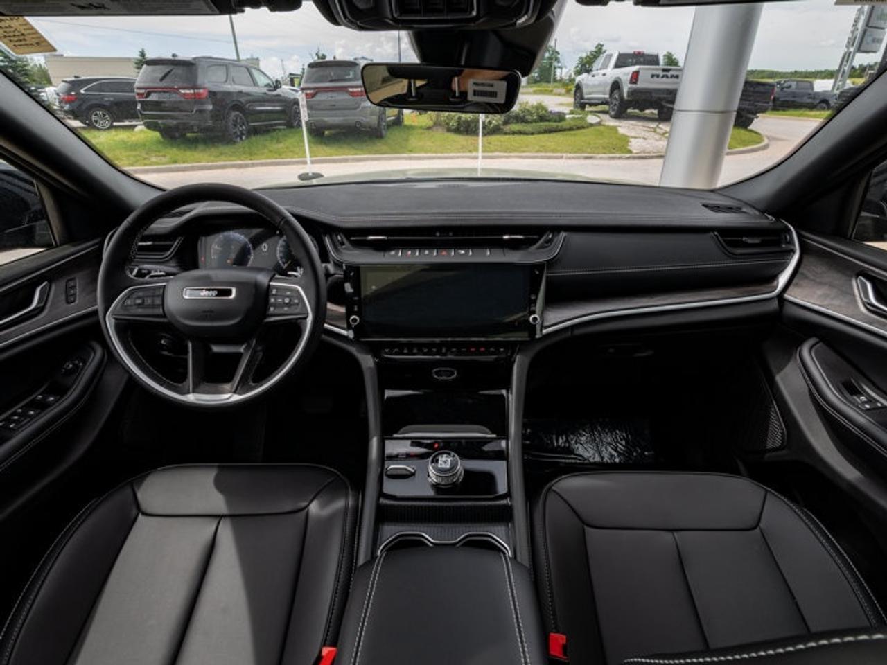 2026 Jeep Grand Cherokee Limited Photo