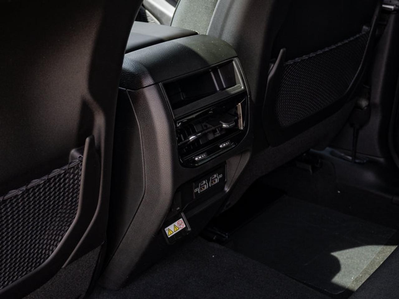 2026 Jeep Grand Cherokee Laredo X Photo
